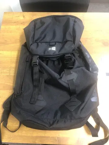 뉴에라 백팩