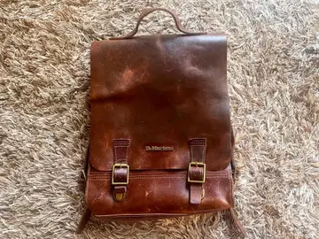 [레어] Dr. Martens 가죽 브라운 백팩
