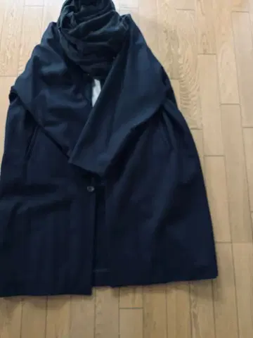 베리떼꾸르 다크 네이비 코트