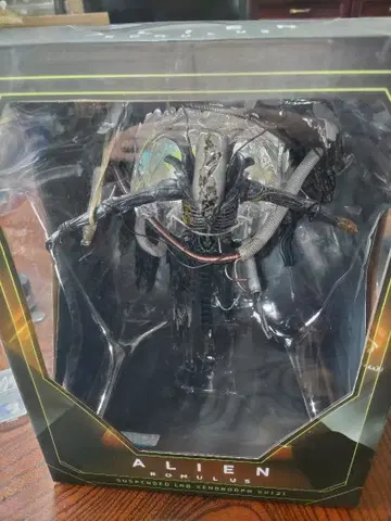 미개봉 NECA 네카 서스펜디드 랩 제노모프 에이리언 로물루스