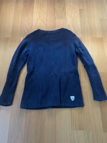 Fleure d'Avril 네이비 리브 편직 스웨터 보이즈 마켓