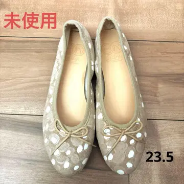 미사용 키다리 아저씨 밸리 슈즈 도트 베이지 23.5cm