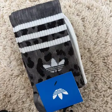 adidas 레오파드 무늬 라인 양말 2족 세트