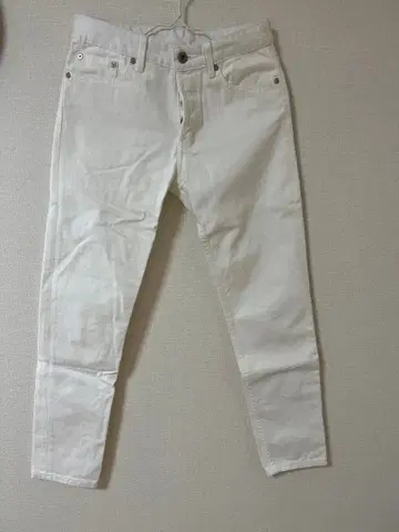 Spick & Span 화이트 데님 팬츠