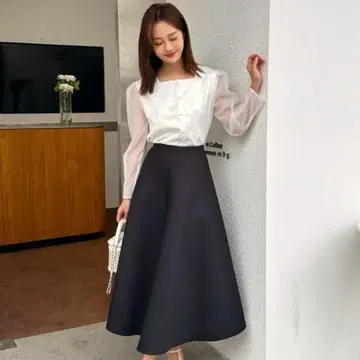 BIRTHDAY BASH 블랙 A라인 본딩 플레어 스커트