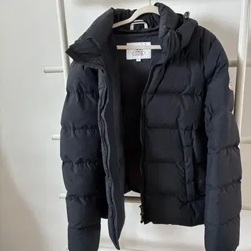 PYRENEX 블랙 다운 자켓 M 사이즈