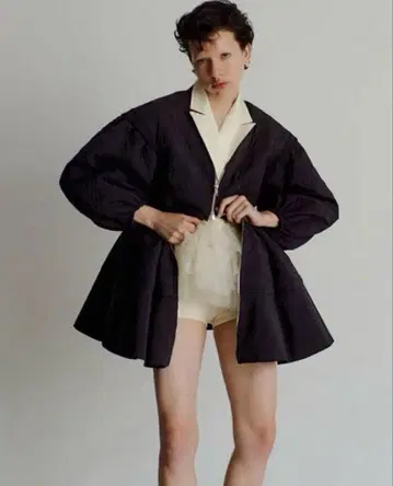 Bibiy EMILY BLOUSON DRESS 아우터