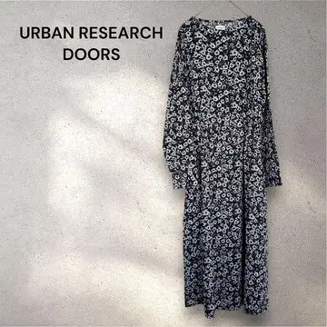 [ 새상품급 ] URBAN RESEARCH DOORS 롱 원피스 꽃무늬