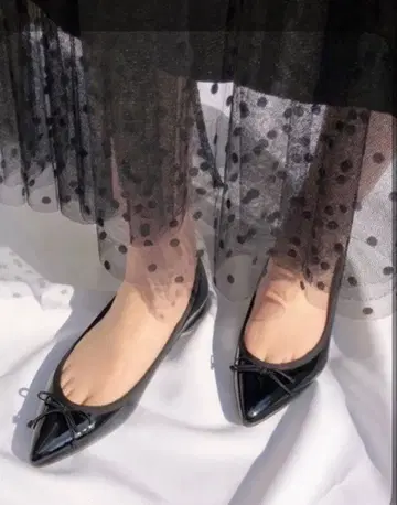 새상품 발레 슈즈 스틸레토 MAMIAN 블랙 에나멜