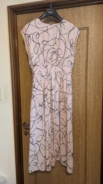 투모로우랜드 롱 원피스 맥피 투모로우랜드