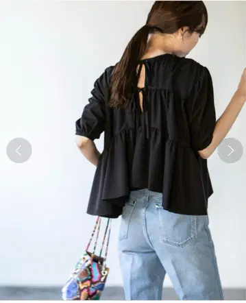 프릴 장식 블랙 튜닉 칠부 소매 NOBLE