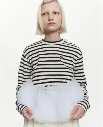 정품 Bibiy. FRANCINE TULLE TOP 25AW NAVY