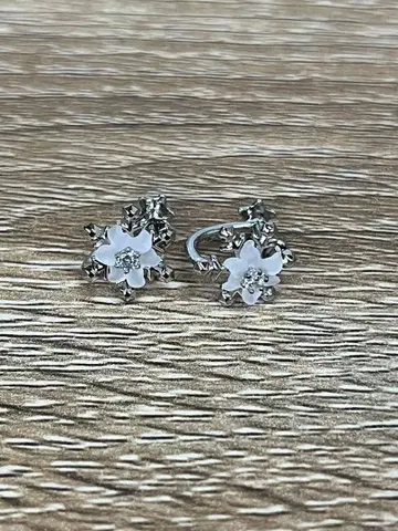 STAR JEWELRY 눈꽃 귀찌