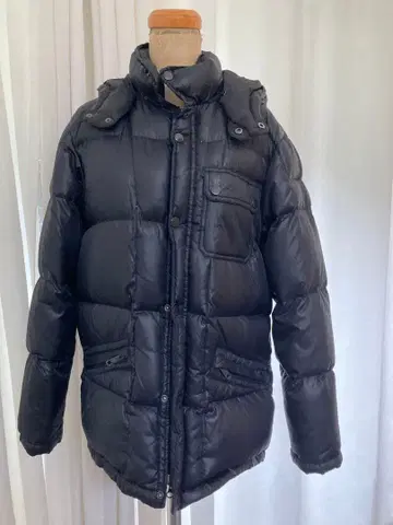 GAP 블랙 후드 부착 다운 자켓