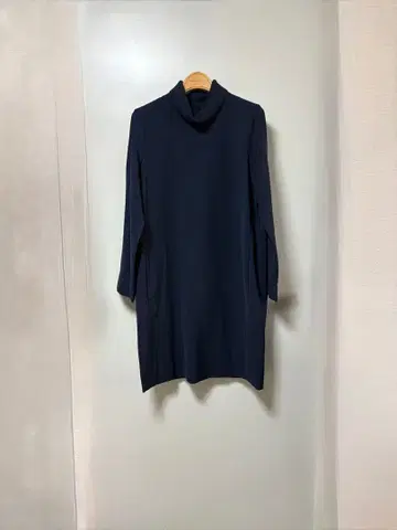 컨디션 최상 COS 코스 옷깃 니트 원피스 네이비