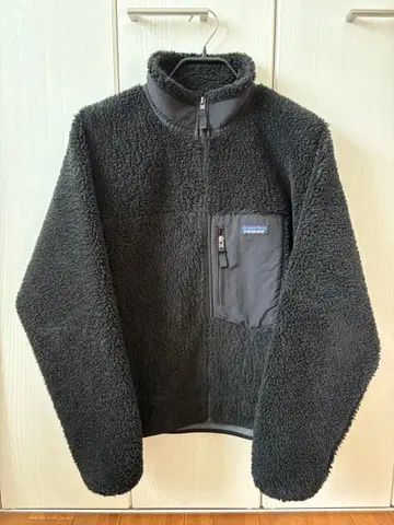 Patagonia 레트로X 플리스 올 블랙 M