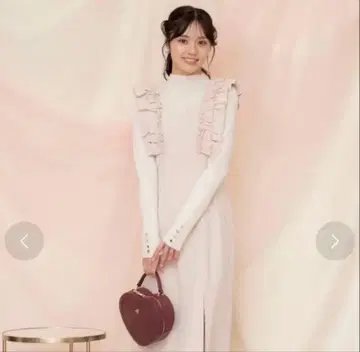 윌 셀렉션 프릴 숄더 슬릿 원피스 핑크 체크