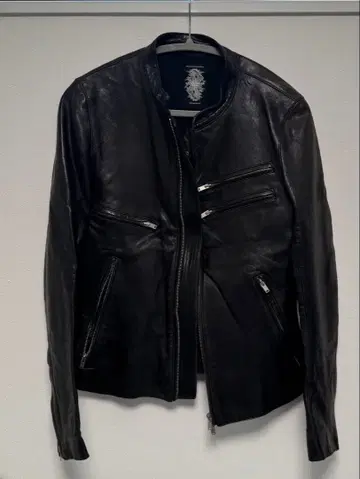 Acanthus 가죽 자켓