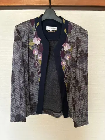 꽃무늬 자수 노카라 자켓 앙상블 세이지 키타노 고품질