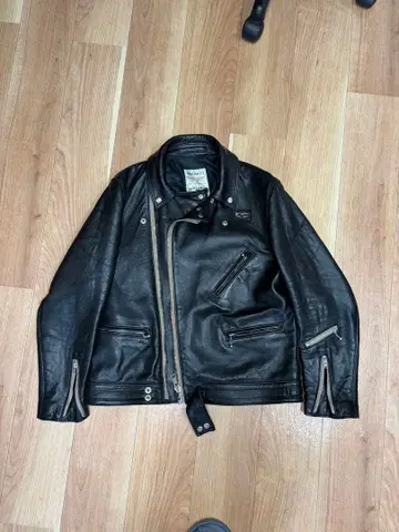 루이스 레더 사이클론 42 베이지 테이프 타이트 핏 양가죽