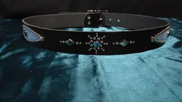 도치기 가죽 캣츠아이 인레이 스터드 벨트 블랙