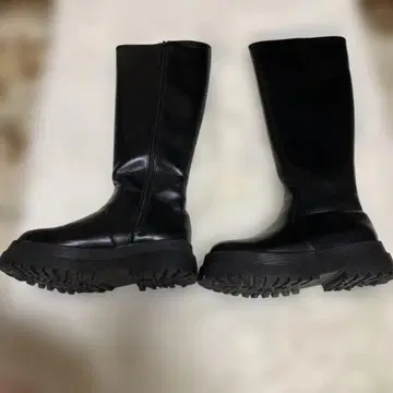 블랙 가죽 롱 부츠 지퍼 포함