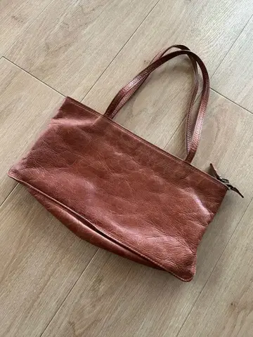 [ B.stuff ] 브라운 가죽 숄더백