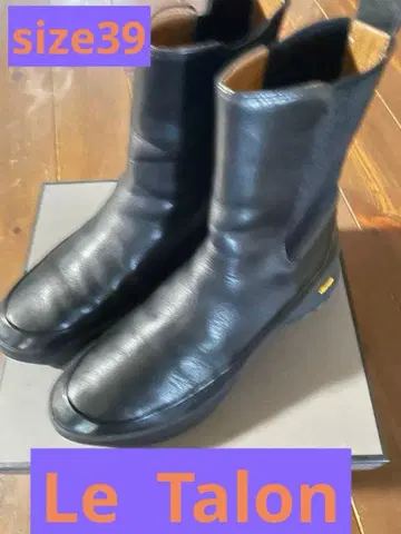 르 탈롱 사이드 고어 부츠 블랙 가죽 통굽 베이크루즈에서 구매