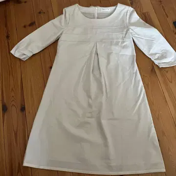 BRIGITTE 크림색 자켓 세트 원피스