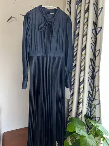 [셀포드] 데님 라이크 플리츠 원피스 새상품