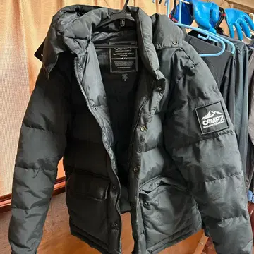CAMP 7 블랙 다운 자켓 M 사이즈
