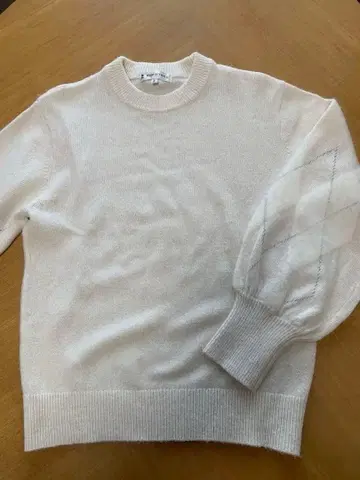 KUMIKYOKU 화이트 니트 2사이즈