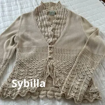 새상품급 Sybilla 베이지 레이스 짜임 가디건
