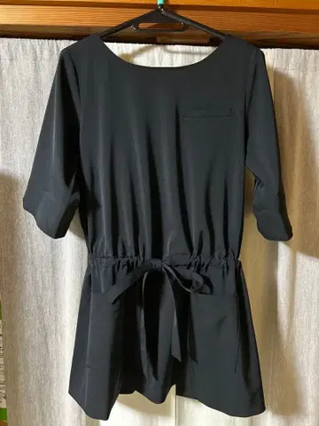 에스테틱 유니폼 블랙 튜닉 반팔 허리 리본 포함