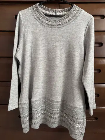 그레이 니트 스웨터 긴팔 노르딕 무늬