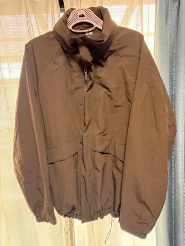 유니클로 윈드프루프 스탠드 블루종 XXL 다크 브라운 미사용 새상품