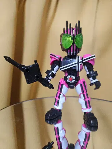 퀵 빌더즈 완성품 가면라이더 디케이드 & 쿠우가 세트