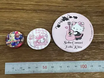 오모리 세이코 캔뱃지 3개 세트 헬로키티 라이징 선 락 페스티벌