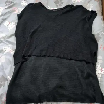 nunuforme 블랙 V넥 반팔 니트