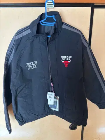 [ 미사용 새상품 ] 나일론 자켓 불스 NBA