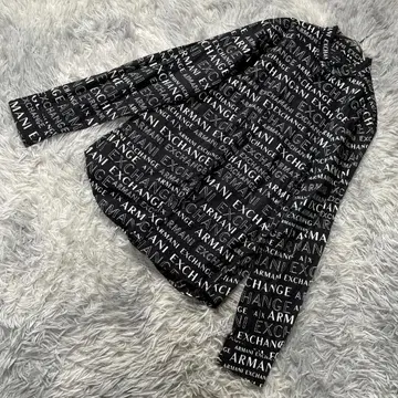 새상품급 아르마니 익스체인지 올 로고 무늬 셔츠 슬림핏 블랙 남성용 S