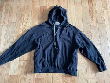 LUSOR 블랙 후드 부착 후드티