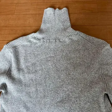 택 포함 BEAUTY & YOUTH 그레이 터틀넥 스웨터