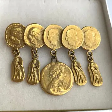 빈티지 골드 컬러 브로치