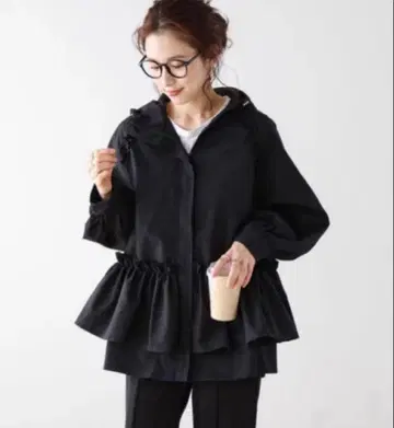 새상품 라지엠 멜리 프릴 마운틴 후드티 블랙