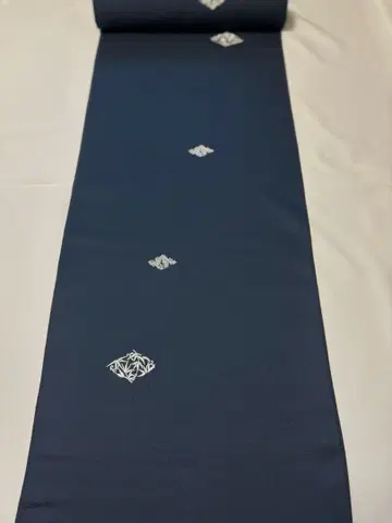 [새상품] 기모노 옷감 코몬 자수 패턴 짙은 네이비