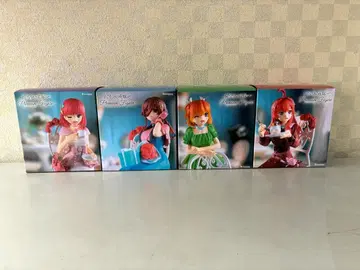 나카노 니노 미쿠 요츠바 이츠키 프리미엄 4체 세트