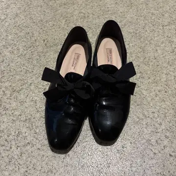 리본 로퍼 에나멜