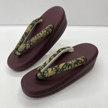 조리 다크 브라운 꽃무늬 하나오