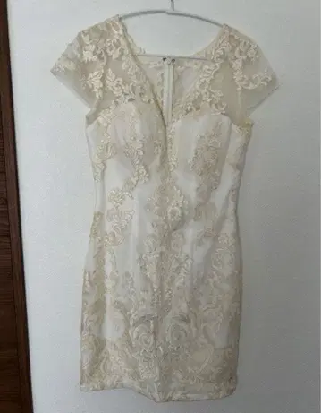 슈가 립 라인 드레스